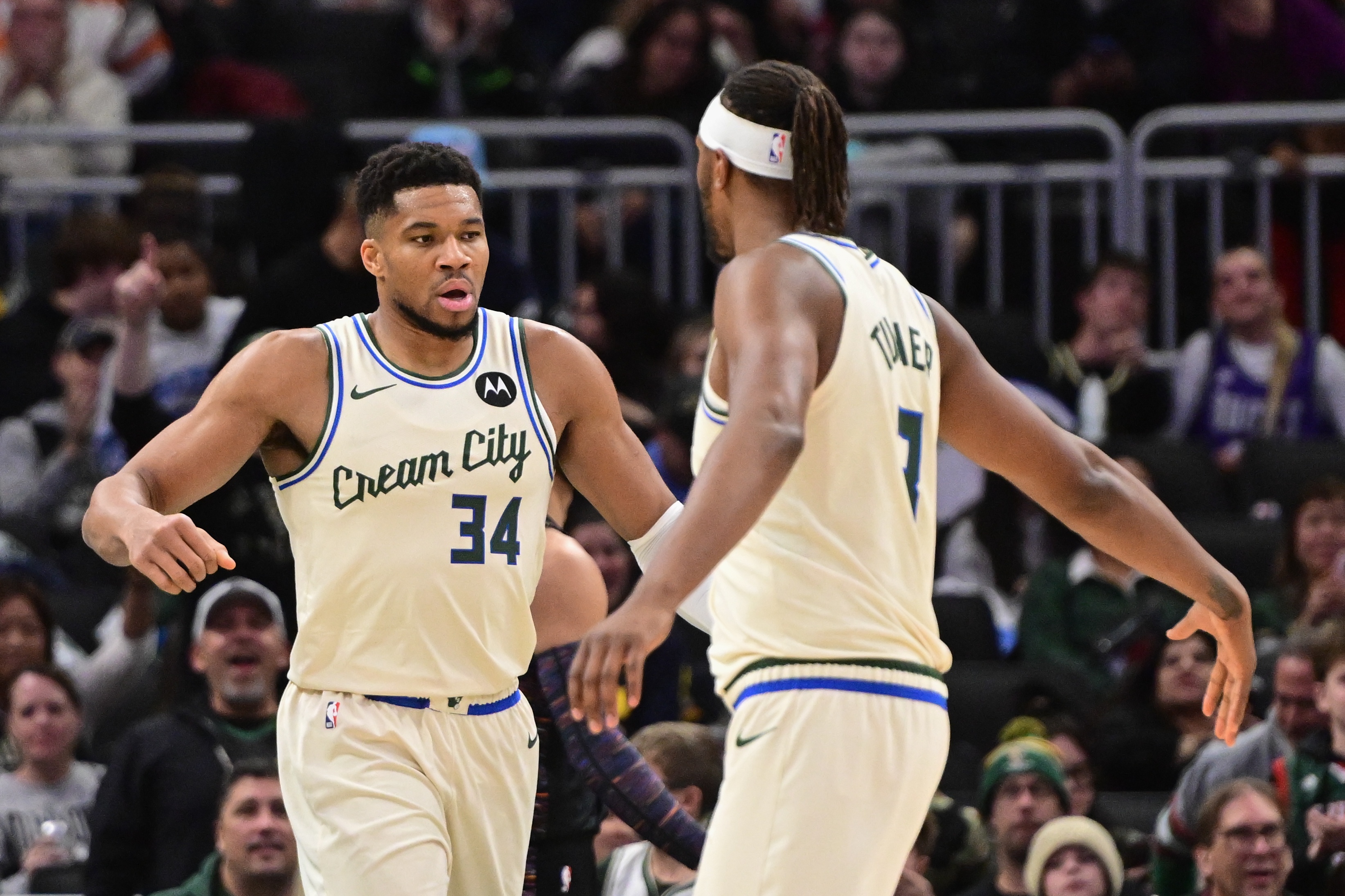 乐鱼体育官网平台-NBA彩经:开拓者拿下尼克斯 勇士擒鹰 火箭大胜国王