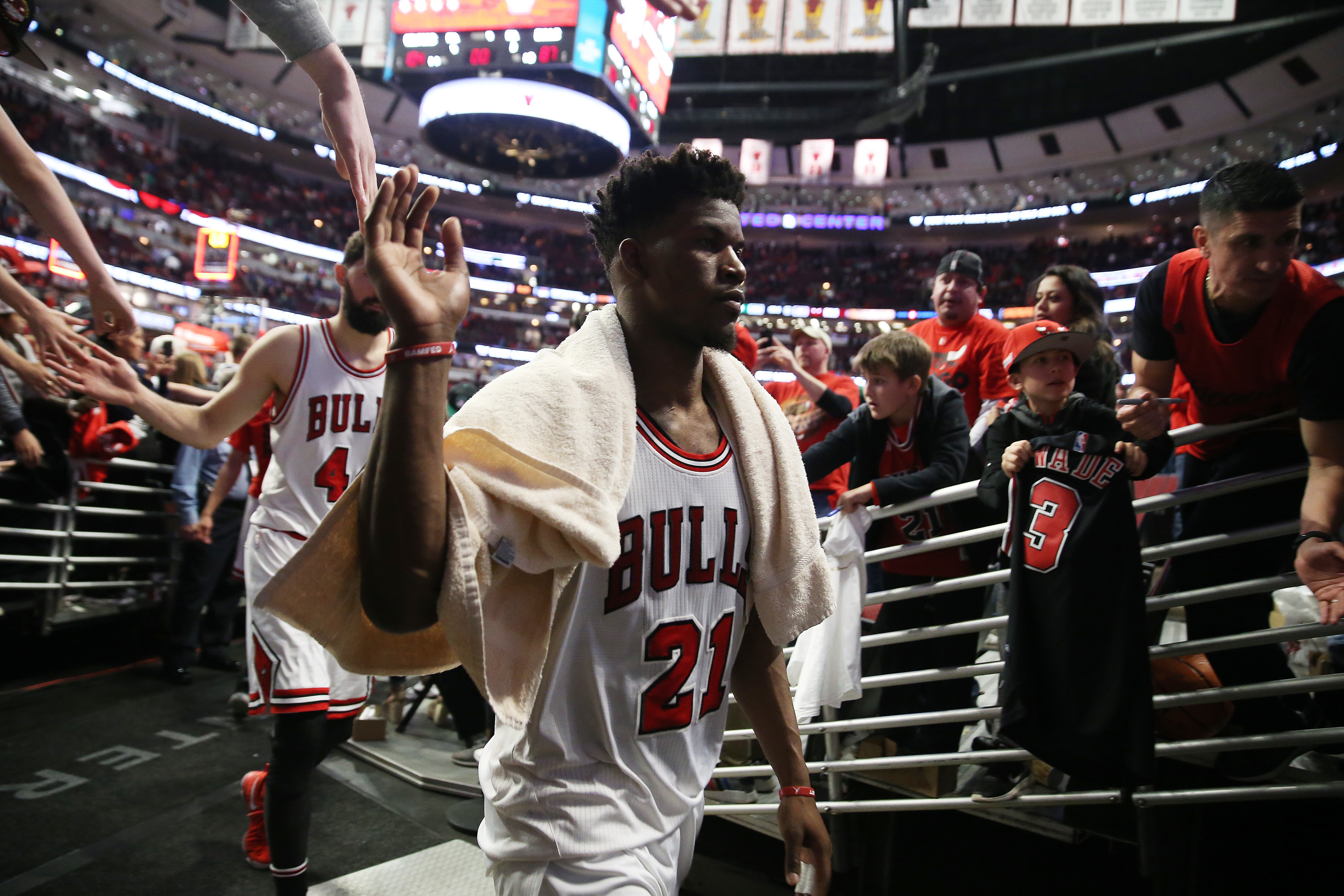 乐鱼体育app官网-NBA“返乡”大乱斗:东契奇弗拉格聚首 詹欧合体 马刺&雷霆太炸裂