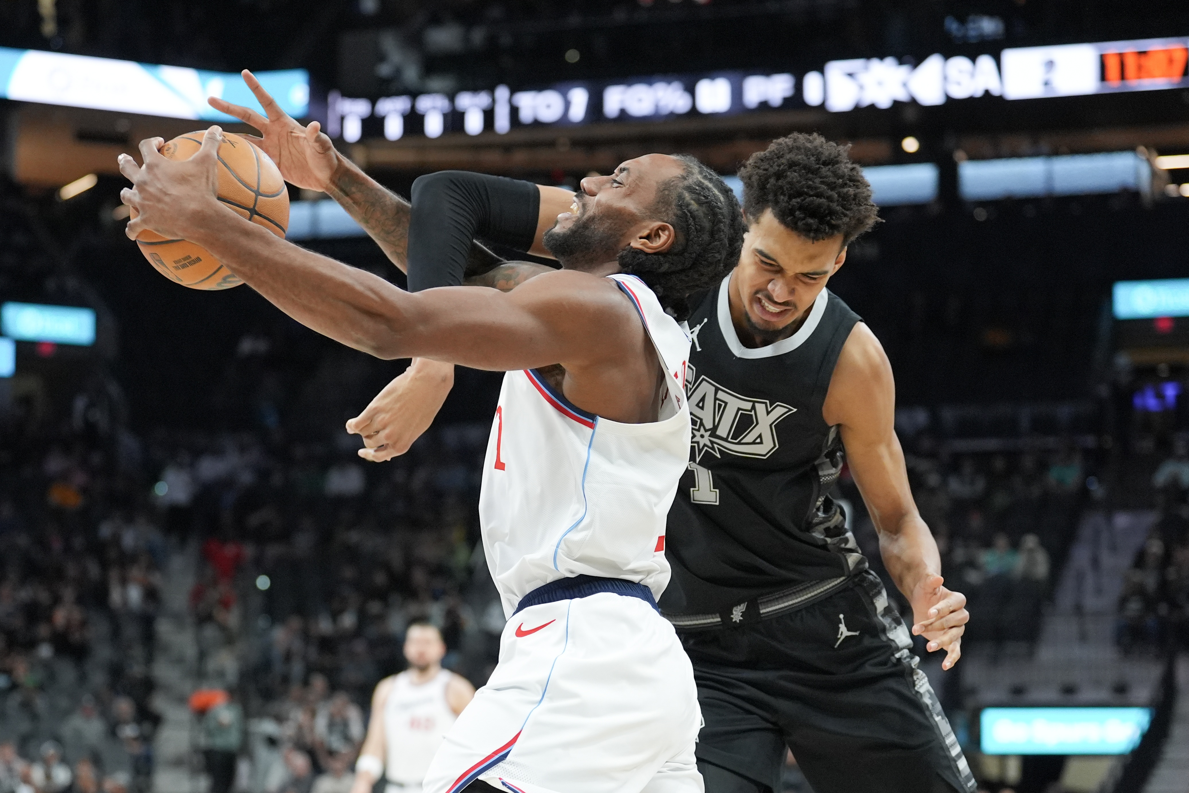 乐鱼体育app官网-NBA“返乡”大乱斗:东契奇弗拉格聚首 詹欧合体 马刺&雷霆太炸裂